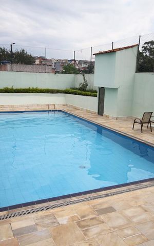 Casa de condomínio à venda com 245m², 5 quartos e 4 vagasPiscina