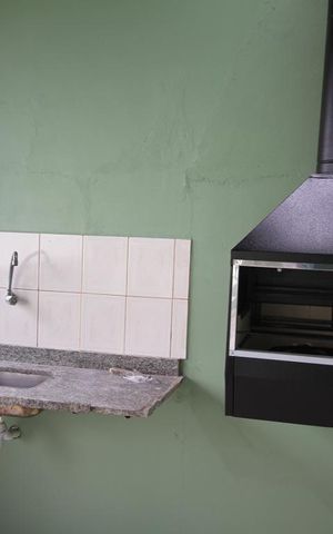 Casa de condomínio à venda com 245m², 5 quartos e 4 vagasChurrasqueira