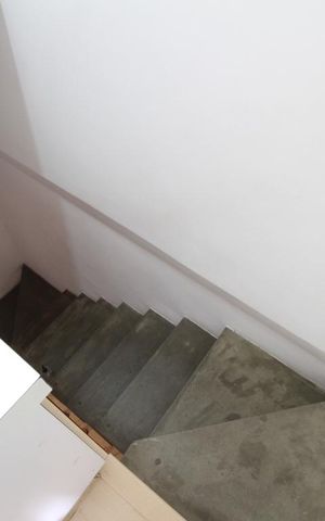 Casa de condomínio à venda com 245m², 5 quartos e 4 vagasCorredor 3 andar