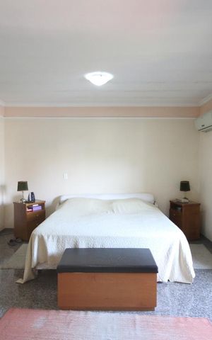 Casa à venda com 435m², 4 quartos e 8 vagasSuíte 1