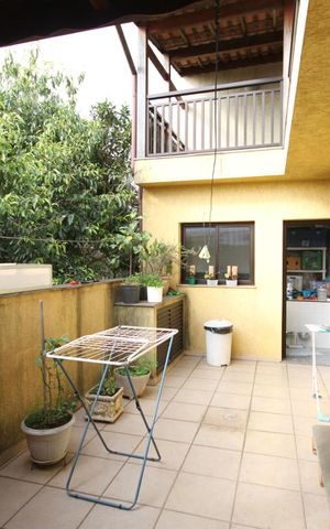 Casa à venda com 435m², 4 quartos e 8 vagasQuintal