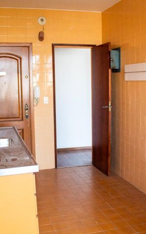 Apartamento à venda com 120m², 4 quartos e 2 vagasCozinha