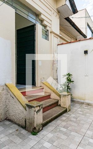 Casa à venda com 160m², 1 quarto e sem vaga Casa à venda com 160m², 1 quarto e sem vagaQuintal