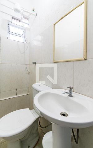 Casa à venda com 160m², 1 quarto e sem vaga Casa à venda com 160m², 1 quarto e sem vagaBanheiro Social