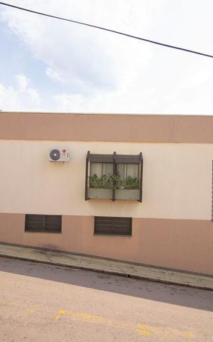 Casa à venda com 200m², 2 quartos e 2 vagasVista da Sala de Jantar