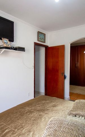 Casa à venda com 200m², 2 quartos e 2 vagasQuarto 2 - Suíte