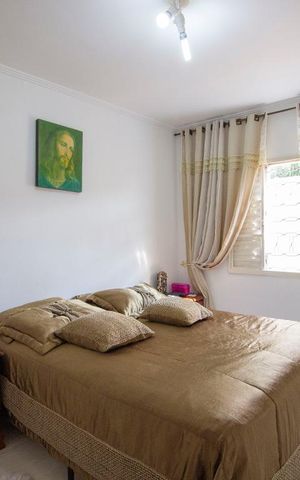 Casa à venda com 200m², 2 quartos e 2 vagasQuarto 2 - Suíte
