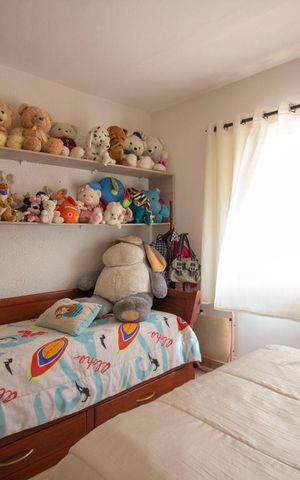 Casa à venda com 200m², 2 quartos e 2 vagasQuarto 1