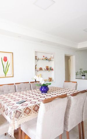 Casa à venda com 200m², 2 quartos e 2 vagasSala de Jantar