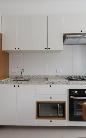 Apartamento para alugar com 40m², 2 quartos e 1 vaga Apartamento para alugar com 40m², 2 quartos e 1 vagaCozinha e Área de Serviço