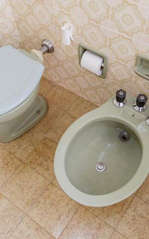 Apartamento à venda com 70m², 2 quartos e 1 vaga Apartamento à venda com 70m², 2 quartos e 1 vagaBanheiro