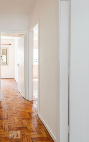 Apartamento à venda com 70m², 2 quartos e 1 vaga Apartamento à venda com 70m², 2 quartos e 1 vagaCorredor