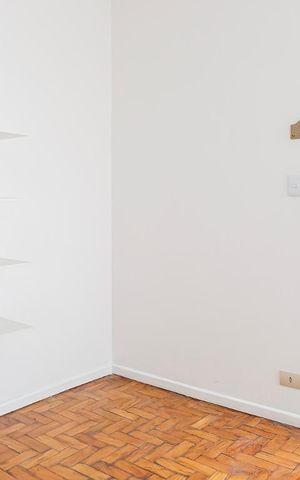 Apartamento à venda com 70m², 2 quartos e 1 vaga Apartamento à venda com 70m², 2 quartos e 1 vagaSala