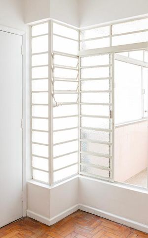 Apartamento à venda com 70m², 2 quartos e 1 vaga Apartamento à venda com 70m², 2 quartos e 1 vagaSala