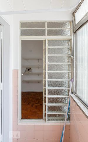 Apartamento à venda com 70m², 2 quartos e 1 vaga Apartamento à venda com 70m², 2 quartos e 1 vagaÁrea de Serviço
