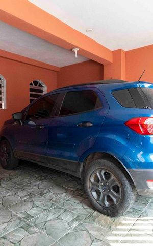 Casa à venda com 200m², 4 quartos e 2 vagas Casa à venda com 200m², 4 quartos e 2 vagasGaragem