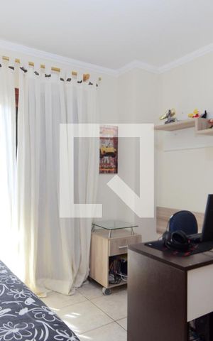 Casa à venda com 200m², 4 quartos e 4 vagasQuarto 2