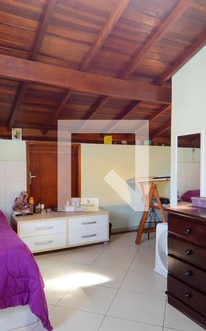 Casa à venda com 200m², 4 quartos e 4 vagasQuarto 4 - Sótão
