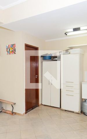 Casa à venda com 200m², 4 quartos e 4 vagasGaragem