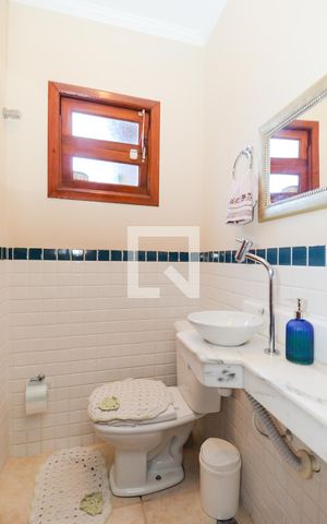 Casa à venda com 200m², 4 quartos e 4 vagasBanheiro