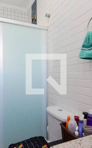 Casa à venda com 200m², 4 quartos e 4 vagasBanheiro da Suíte
