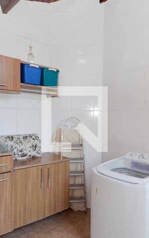 Casa à venda com 200m², 4 quartos e 4 vagasÁrea de Serviço