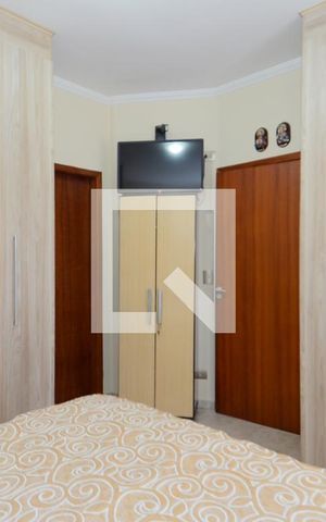 Casa à venda com 200m², 4 quartos e 4 vagasQuarto 3 - Suíte