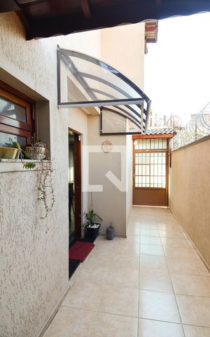 Casa à venda com 200m², 4 quartos e 4 vagasCorredor de Entrada