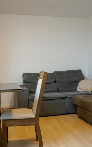 Apartamento à venda com 100m², 3 quartos e sem vaga Apartamento à venda com 100m², 3 quartos e sem vagaSala