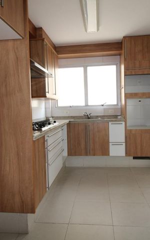 Apartamento à venda com 120m², 2 quartos e 1 vagaCozinha