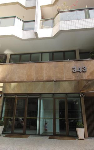 Apartamento à venda com 212m², 4 quartos e 3 vagasEntrada