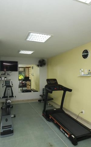 Apartamento à venda com 212m², 4 quartos e 3 vagasÁrea comum - Academia