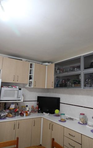 Casa à venda com 300m², 3 quartos e 6 vagasCozinha