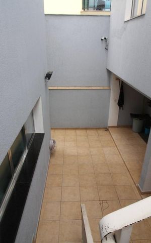 Casa à venda com 300m², 3 quartos e 6 vagasCorredor