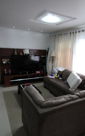 Casa à venda com 300m², 3 quartos e 6 vagasSala de Estar