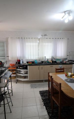 Casa à venda com 300m², 3 quartos e 6 vagasCozinha