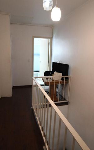 Casa à venda com 300m², 3 quartos e 6 vagasCorredor