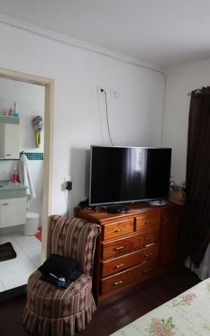 Casa à venda com 300m², 3 quartos e 6 vagassuíte