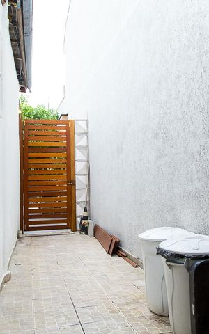 Casa à venda com 70m², 2 quartos e 2 vagasCorredor