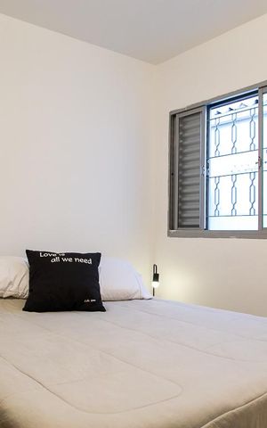 Casa à venda com 70m², 2 quartos e 2 vagasSuíte