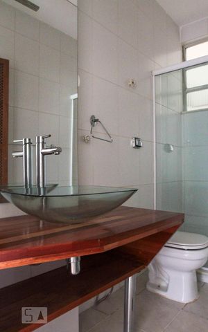Apartamento para alugar com 85m², 3 quartos e 1 vaga Apartamento para alugar com 85m², 3 quartos e 1 vagaBanheiro Social