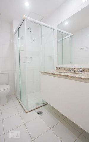 Apartamento para alugar com 71m², 2 quartos e 2 vagasBanheiro Suíte