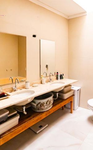 Casa à venda com 287m², 4 quartos e 3 vagasBanheiro da Suíte