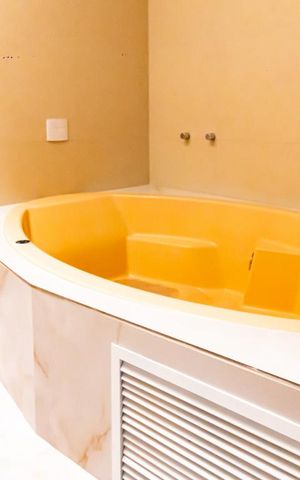 Casa à venda com 287m², 4 quartos e 3 vagasDetalhe banheiro
