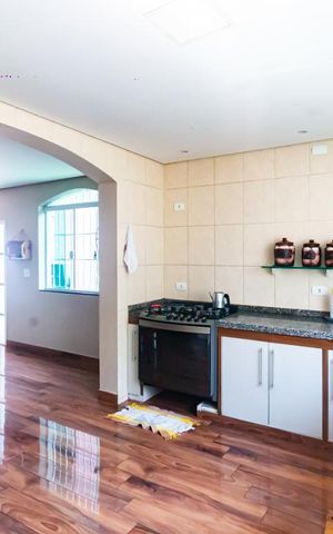 Casa à venda com 287m², 4 quartos e 3 vagasCozinha