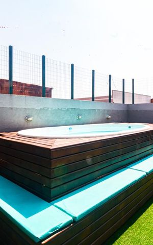 Casa à venda com 287m², 4 quartos e 3 vagasÁrea comum - Piscina