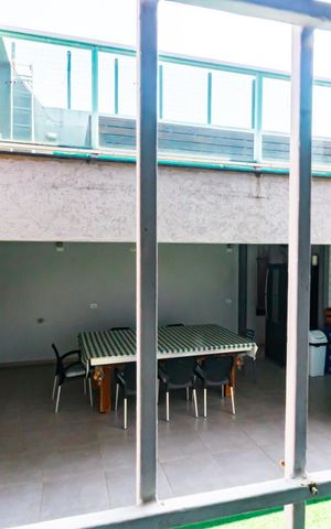 Casa à venda com 287m², 4 quartos e 3 vagasVista