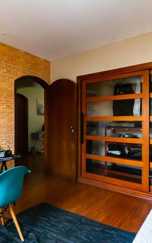 Casa à venda com 287m², 4 quartos e 3 vagasQuarto 3