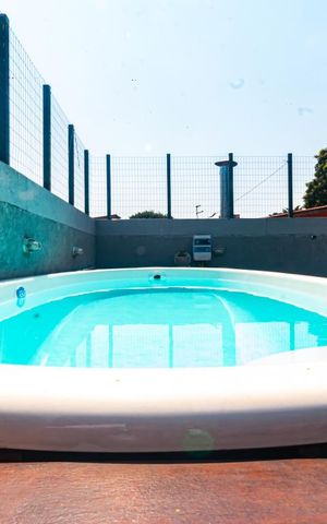 Casa à venda com 287m², 4 quartos e 3 vagasPiscina