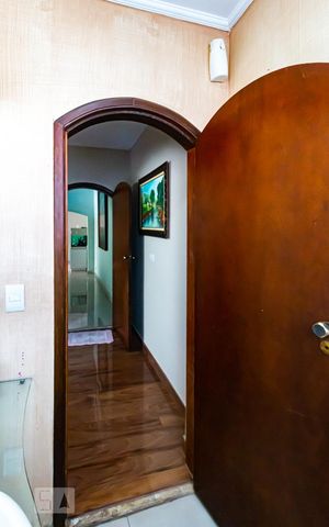 Casa à venda com 287m², 4 quartos e 3 vagasLavabo